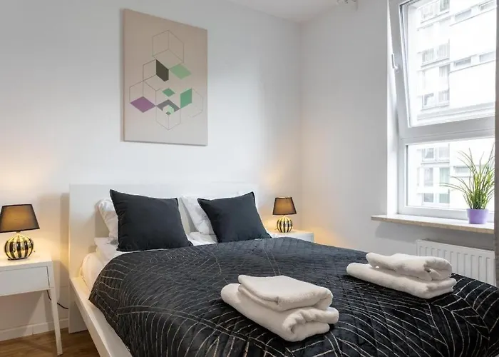 Urban Chic - 2 Bedrooms - Rondo Onz - Luxury - Pereca Street Apartmán