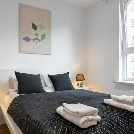 Urban Chic - 2 Bedrooms - Rondo Onz - Luxury - Pereca Street شقة