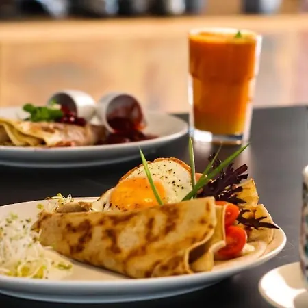 Urban Chic - 2 Bedrooms - Rondo Onz - Luxury - Pereca Street شقة وارسو